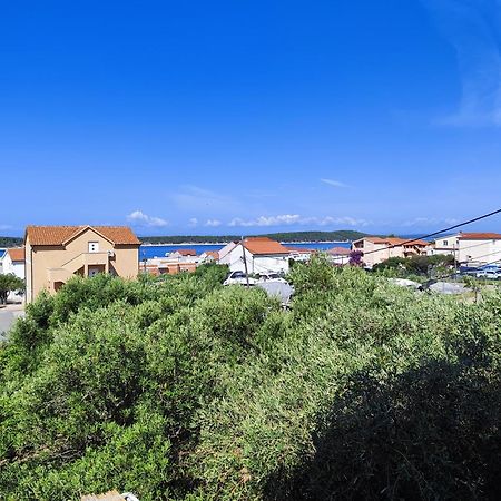 Maslinov Hlad Appartement Barbat na Rabu Buitenkant foto